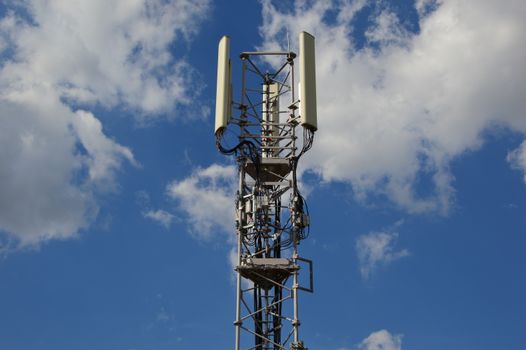 Russia's Drones Zero In On Ukraine's Data Centers, Mobile Providers