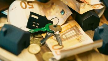 Wealth Exodus: Australians Flock To Property Investment Over Business