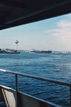 Iran restricts Strait of Hormuz passage again, accuses US of ‘piracy’ (PHOTOS/VIDEOS)