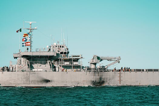Iran hits US Navy ship with missile strike – media