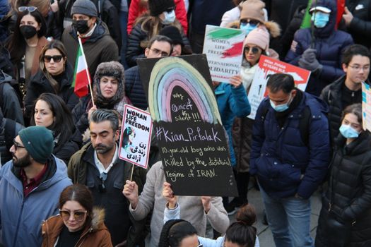 Futures Rally Amid Fresh Iran Peace Hopes, All Eyes On SpaceX